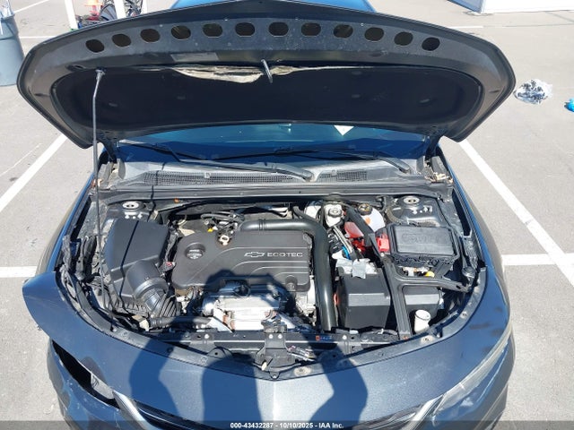 1G1ZE5ST0HF113056 Chevrolet MALIBU 1LT