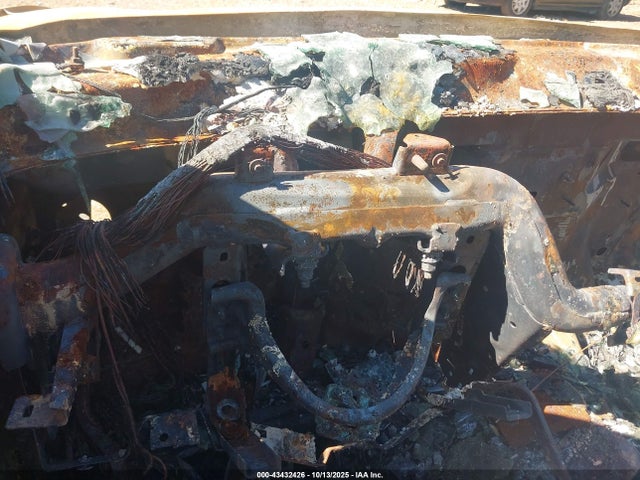 2009 CADILLAC ESCALADE ESV 1GYFK26289R257127 Photo 6