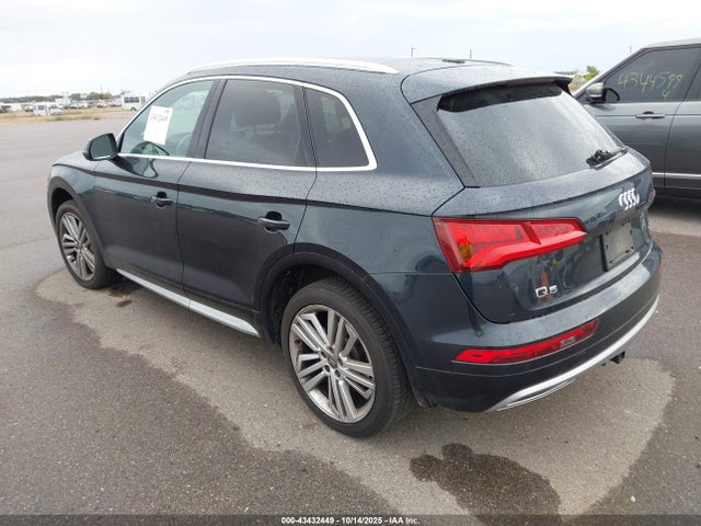 2019 AUDI Q5 WA1BNAFY8K2069615 Photo 2