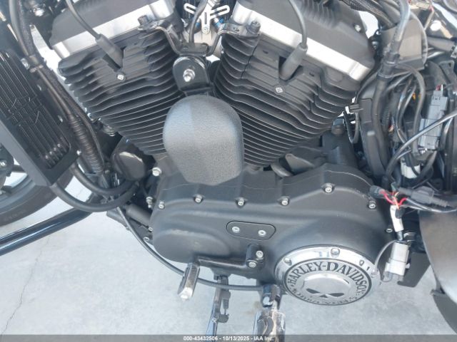 2014 HARLEY-DAVIDSON XL883 1HD4LE217EC439535 Photo 8