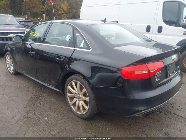 2014 AUDI A4 WAUBFAFLXEN034386 Photo 2