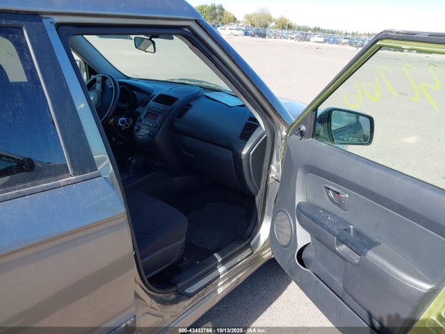 Продаж на аукціоні авто 2013 Kia Soul, vin: KNDJT2A58D7631352, номер лоту: 43432766