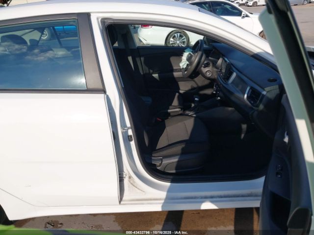 2020 KIA RIO 3KPA24AD9LE318203 Photo 4