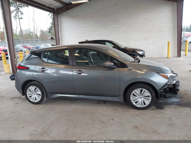 1N4AZ1BV2PC563302 Nissan Leaf S 40 Kwh