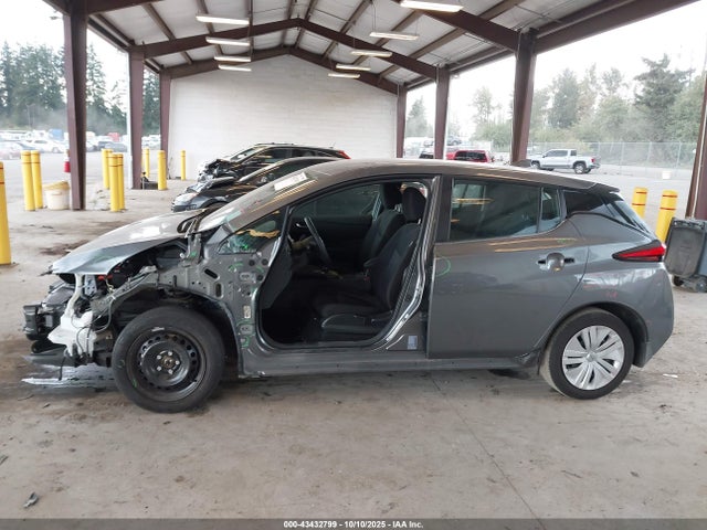 1N4AZ1BV2PC563302 Nissan Leaf S 40 Kwh