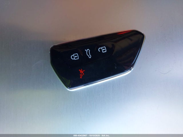 WVGDMPE21MP020789 Volkswagen Id.4 1st Edition
