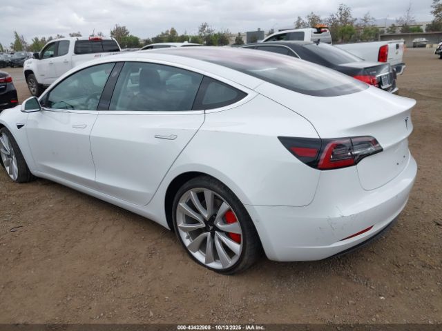 2018 TESLA MODEL 3 5YJ3E1EB1JF148465 Photo 2