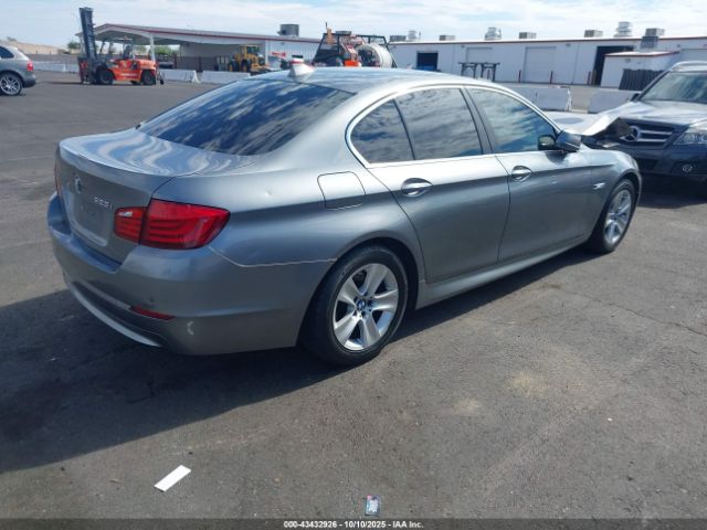 2013 BMW 528I WBAXG5C56DDY35479 Photo 3