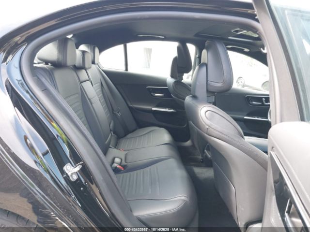 2023 MERCEDES-BENZ C 300 W1KAF4GB1PR131578 Photo 7