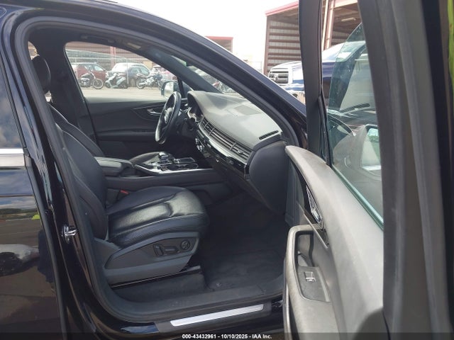 2019 AUDI Q7 WA1LABF76KD016932 Photo 4