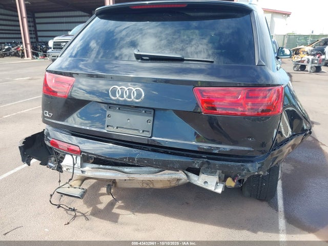 2019 AUDI Q7 WA1LABF76KD016932 Photo 5