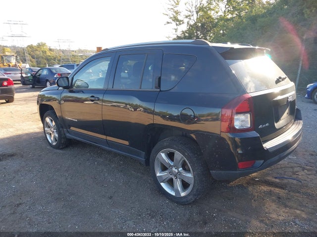 Jeep 2014 2014 1C4NJDCB9ED506773 Image 3