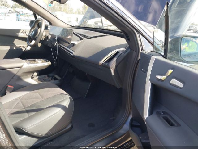 2025 BMW IX WB523CF00SCS58721 Photo 4