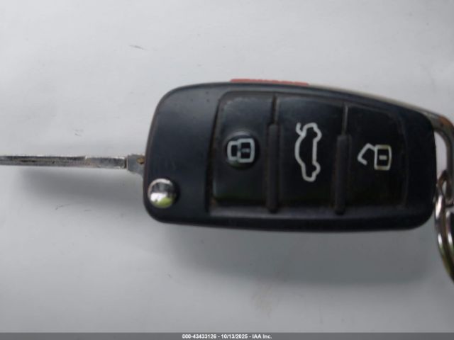 2010 AUDI A3 WAUKEAFM4AA041640 Photo 10