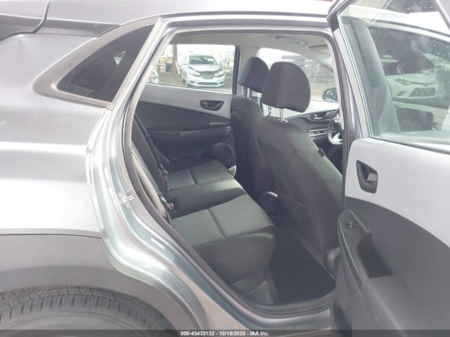 2019 HYUNDAI KONA KM8K12AA6KU379294 Photo 7