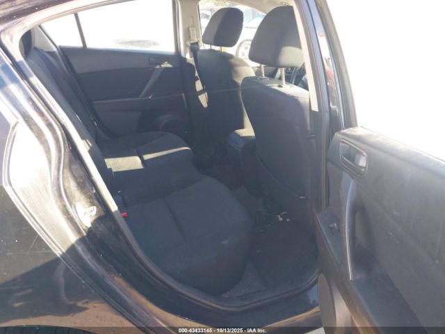 2011 MAZDA MAZDA3 JM1BL1UF8B1473890 Photo 7