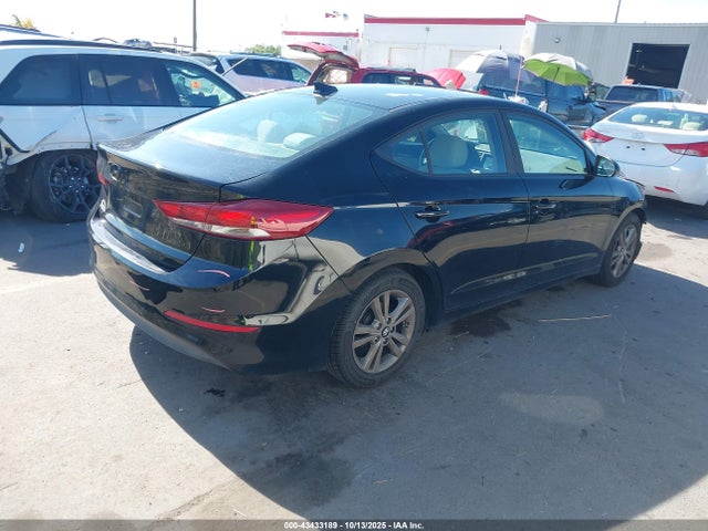 KMHD84LF6HU182787 Hyundai ELANTRA SE