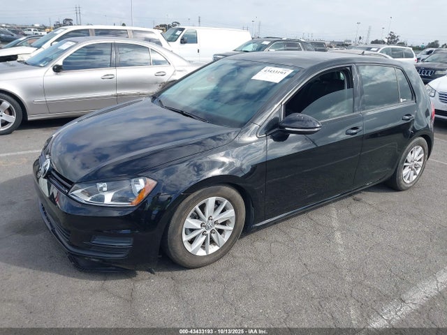 Volkswagen 2015 2015 3VW217AU2FM020012 Image 2