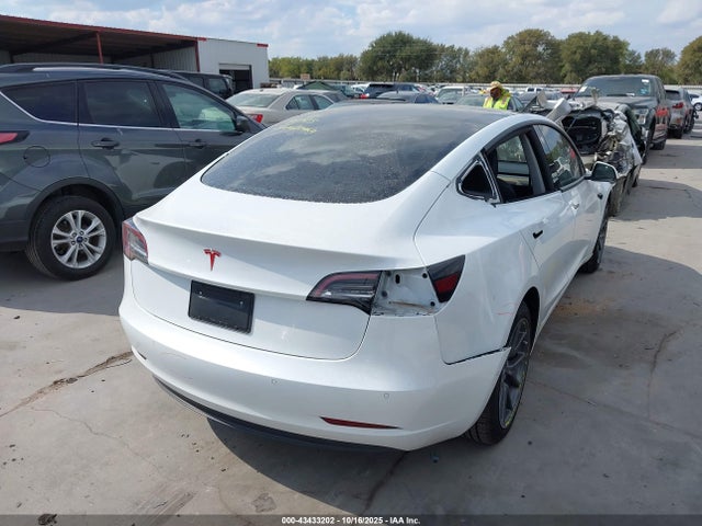 2021 TESLA MODEL 3 5YJ3E1EA8MF851993 Photo 3