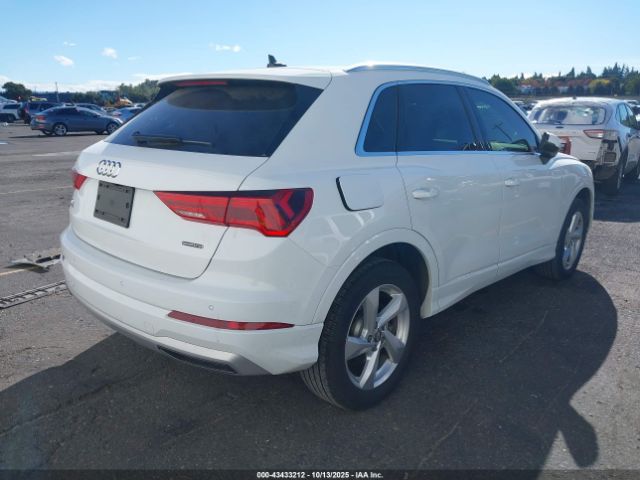 2020 AUDI Q3 WA1BECF36L1086470 Photo 3