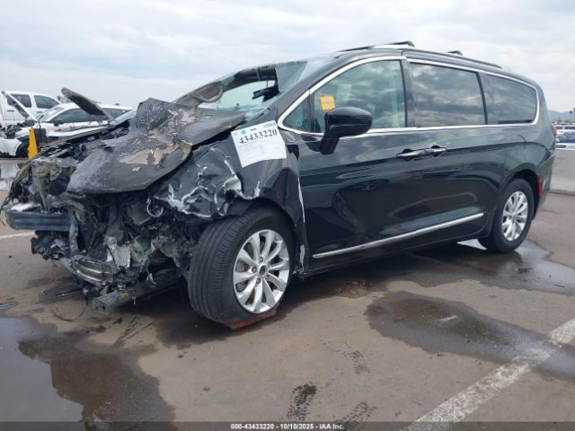 2019 CHRYSLER PACIFICA 2C4RC1BG6KR617149 Photo 1