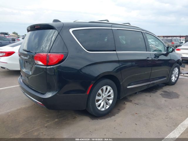 2019 CHRYSLER PACIFICA 2C4RC1BG6KR617149 Photo 3