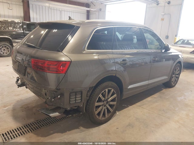 2019 AUDI Q7 WA1VAAF72KD011326 Photo 3