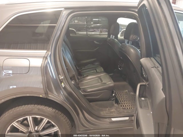2019 AUDI Q7 WA1VAAF72KD011326 Photo 7