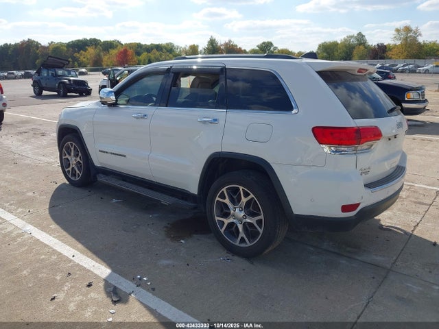 2019 JEEP GRAND CHEROKEE 1C4RJFBG8KC845746 Photo 2