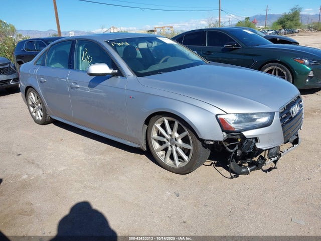 2015 AUDI A4 WAUFFAFLXFN002685 Photo 0