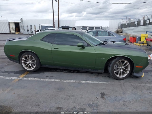 2C3CDZBT4LH201868 Dodge Challenger R/t 50th Anniversary