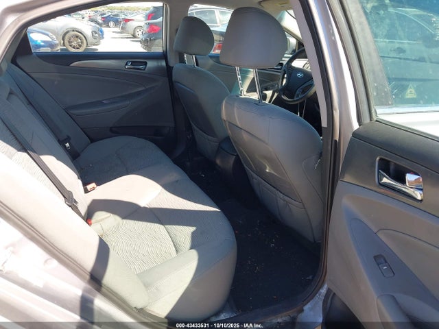 Hyundai Sonata 2014 KMHEC4A46EA117178 Image 8