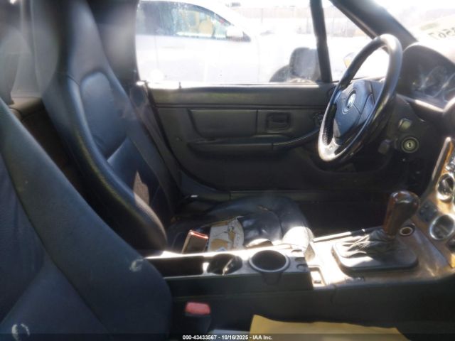 2001 BMW Z3 WBACN33471LM02223 Photo 7