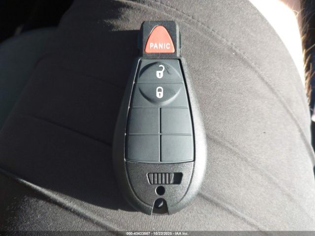 2013 RAM 1500 1C6RR6GT9DS547317 Photo 10