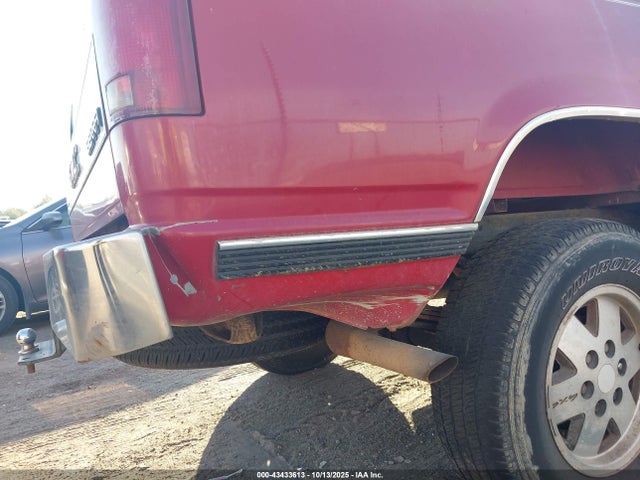 1988 Gmc Gmt-400 K1500 მანქანა იყიდება აუქციონზე, vin: 1GTDK14K8JZ559189, აუქციონის ნომერი: 43433613