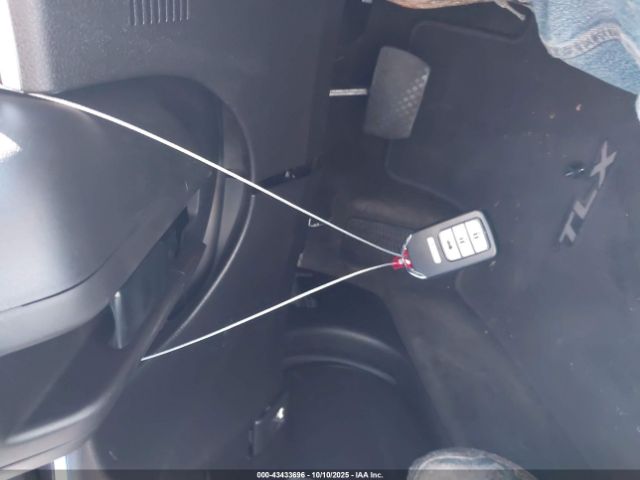 2016 ACURA TLX 19UUB2F32GA009507 Photo 10