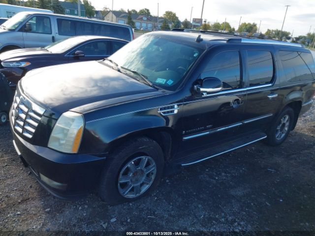 2007 CADILLAC ESCALADE ESV 1GYFK66857R218780 Photo 1