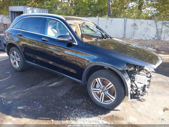 43433864 :رقم المزاد ، W1N0G8EB7NV343783 vin ، 2022 Mercedes-benz Glc 300 4matic Suv مزاد بيع