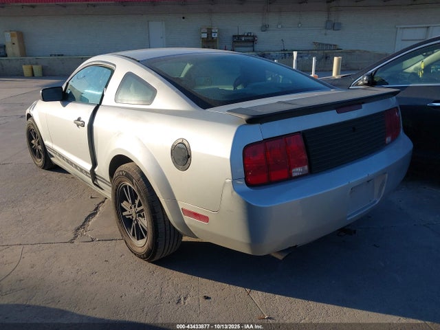 43433877 :رقم المزاد ، 1ZVHT80N285209336 vin ، 2008 Ford Mustang V6 Deluxe/v6 Premium مزاد بيع