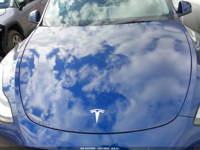 2021 TESLA MODEL Y 5YJYGDEE5MF184739 Photo 9