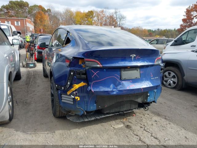 2021 TESLA MODEL Y 5YJYGDEE5MF184739 Photo 2