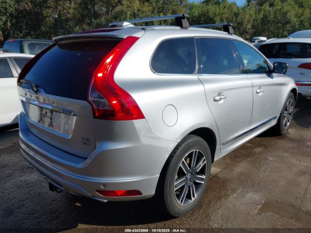 2017 VOLVO XC60 YV440MRR7H2110700 Photo 3