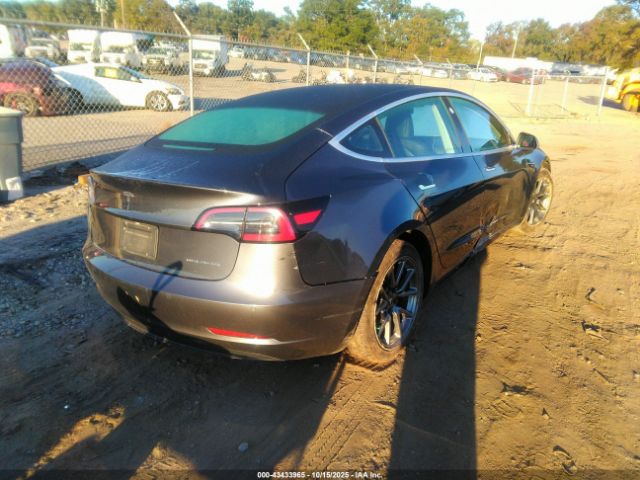 2019 TESLA MODEL 3 5YJ3E1EB3KF452298 Photo 3