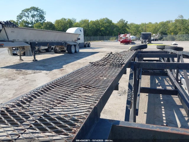 Aukcja sprzedaży 2015 Kaufman Trailers Car Carrier, vin: 5VGFW5327FL005045, numer aukcji: 43433971