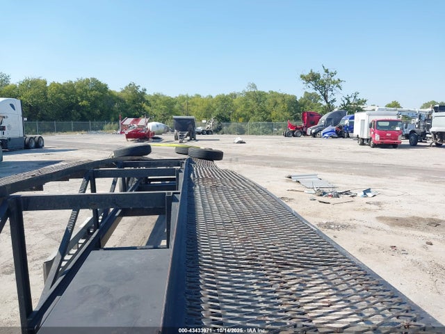Aukcja sprzedaży 2015 Kaufman Trailers Car Carrier, vin: 5VGFW5327FL005045, numer aukcji: 43433971