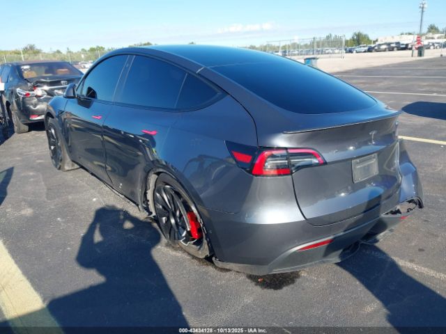 2022 TESLA MODEL Y 7SAYGDEF1NF459312 Photo 2
