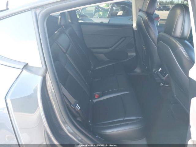 2022 TESLA MODEL Y 7SAYGDEF1NF459312 Photo 7