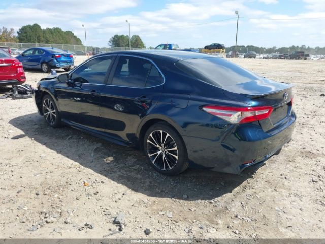 2018 TOYOTA CAMRY 4T1B11HK5JU639238 Photo 2
