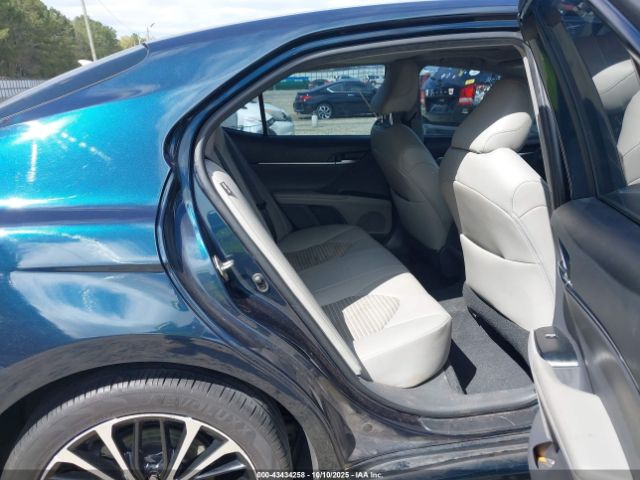 2018 TOYOTA CAMRY 4T1B11HK5JU639238 Photo 7