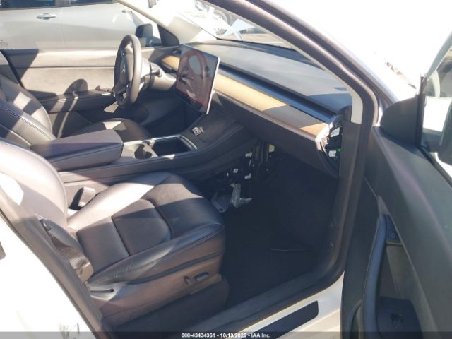 2022 TESLA MODEL Y 7SAYGDEE2NF385647 Photo 4